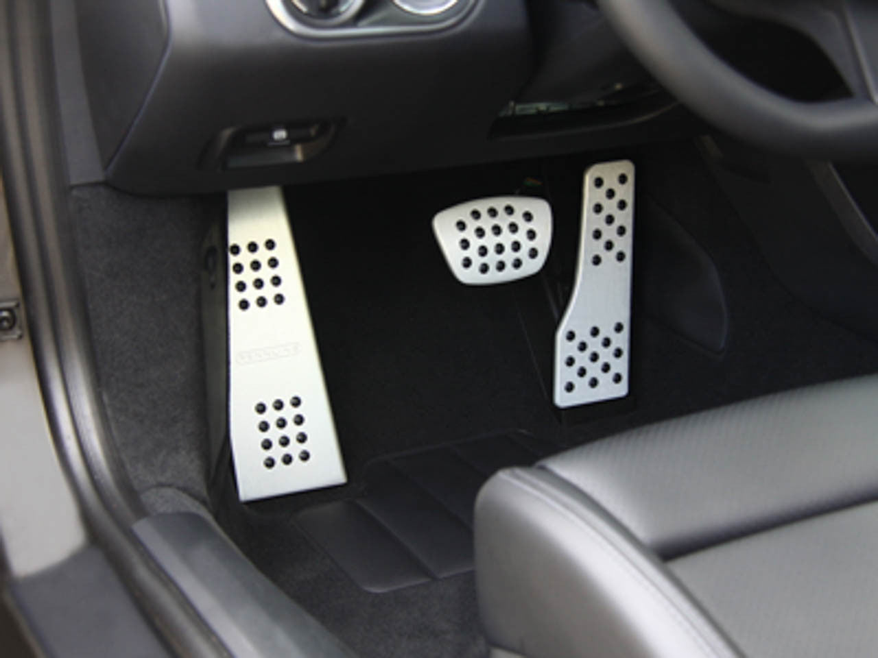 Rennline Aluminum Pedal Set - 3 Piece - Rubber Grip - PDK - SKU# P71.62.102