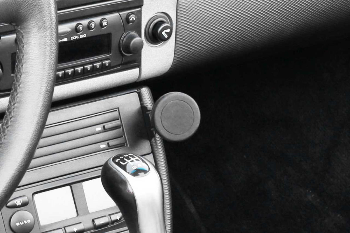 Rennline ExactFit Phone Mount – Porsche 911 996 (1999–2004) & Boxster 986 (1997–2004)