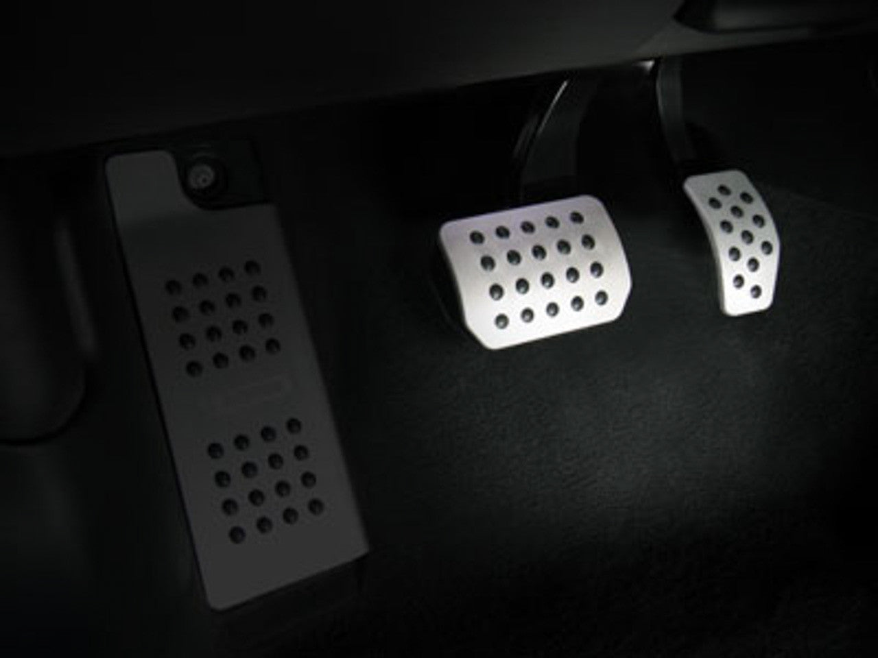 Rennline Pedal Set - 2 Piece - Rubber Grip - TIP - BMW - SKU# P71.61