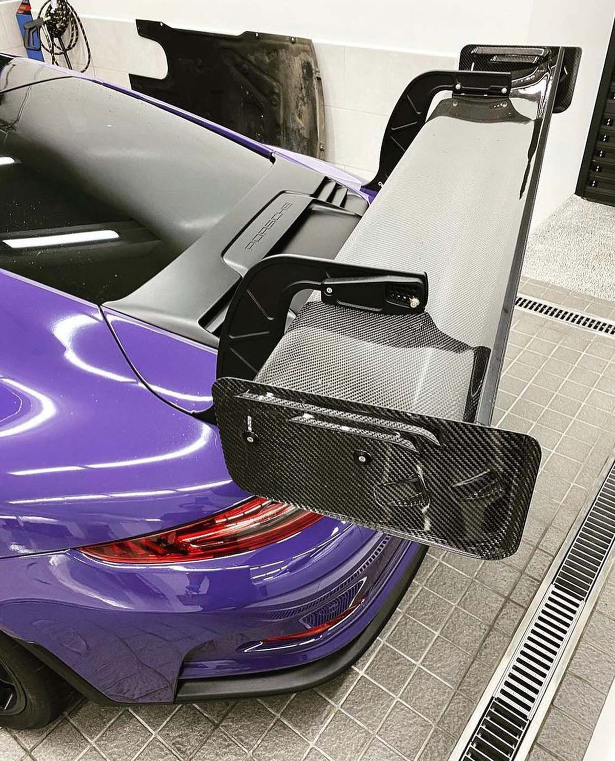 Verus V1X wing side profile - Porsche 991 GT3 RS