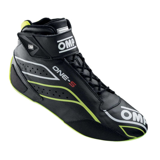 Professional Racing Shoes: Pedal Feel vs Safety Standards