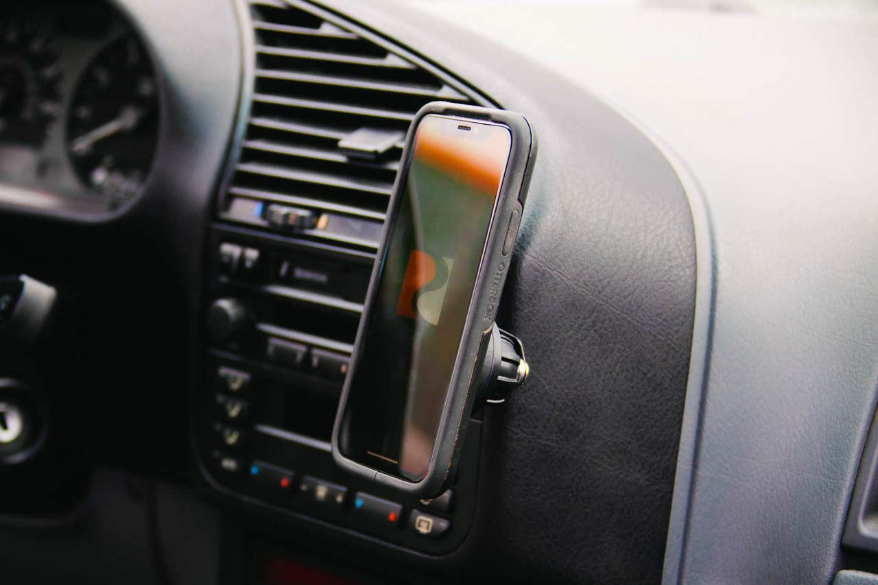 Rennline BMW E36 ExactFit Magnetic Phone Mount - SKU# PM01.52