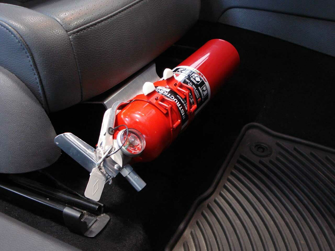 Rennline Fire Extinguisher Mount - VW - SKU# FE07