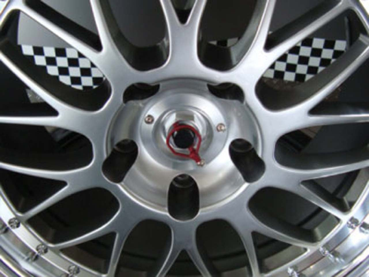 Rennline Wheel Caps (Cup Car style Center Lock look) - SKU# W01
