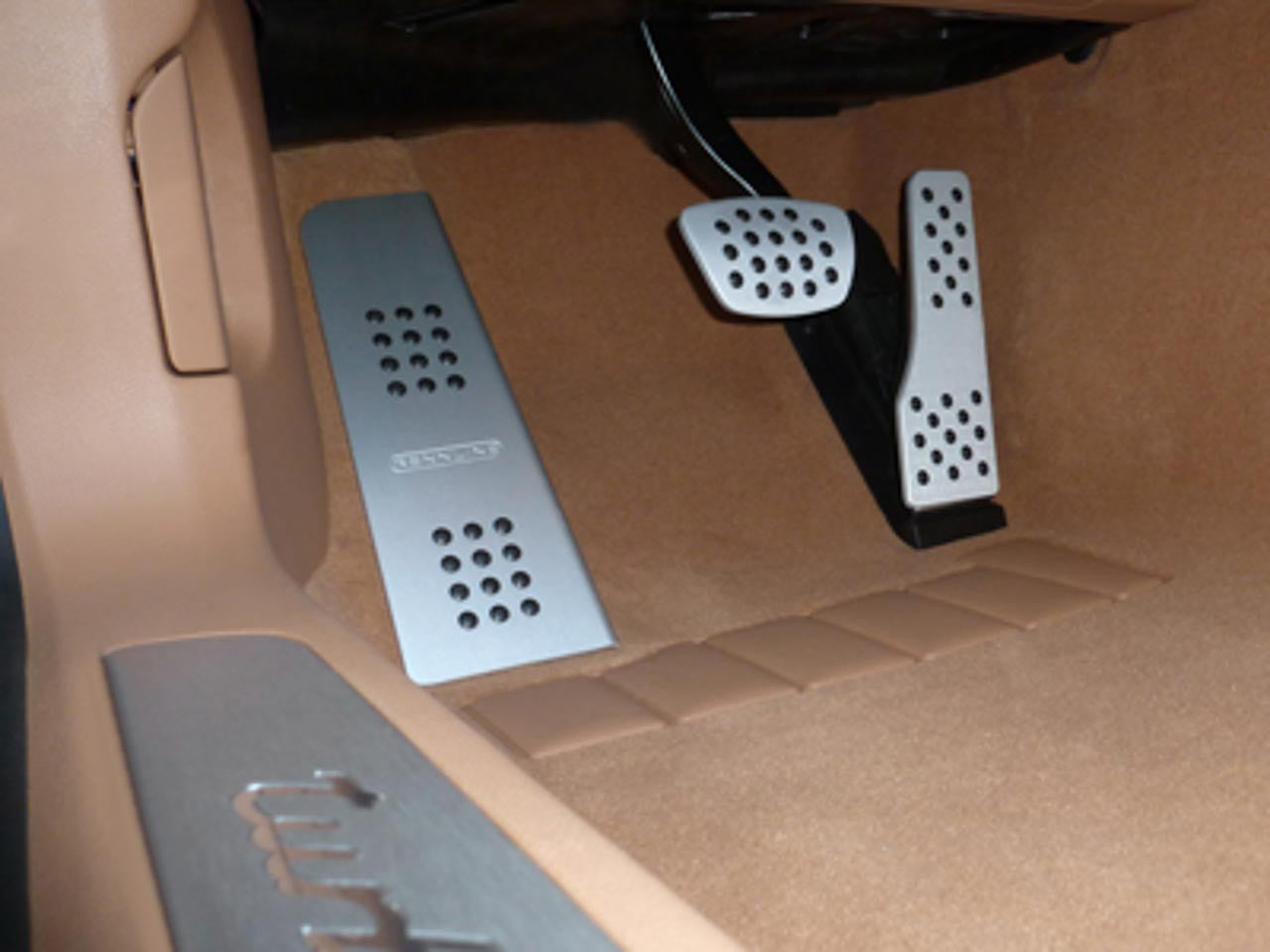 2010-17 Porsche Panamera Aluminum Pedal Set - Accepts OEM Porsche Dome Decal Crest