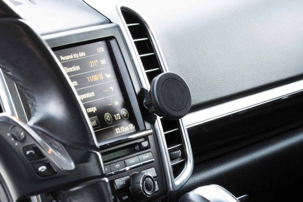 Rennline ExactFit Magnetic Phone Mount - SKU# PM01.05