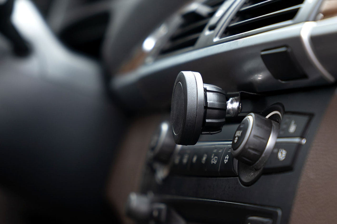 Rennline BMW X5 E70 ExactFit Magnetic Phone Mount - SKU# PM01.76