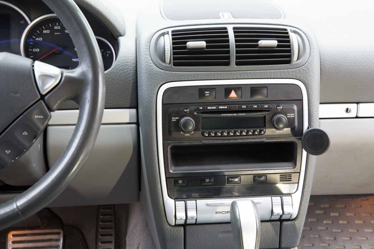 Rennline ExactFit Magnetic Phone Mount - SKU# PM01.07