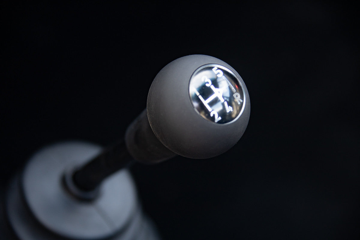 Classic Shift Knob - 5 Spd - SKU# I78