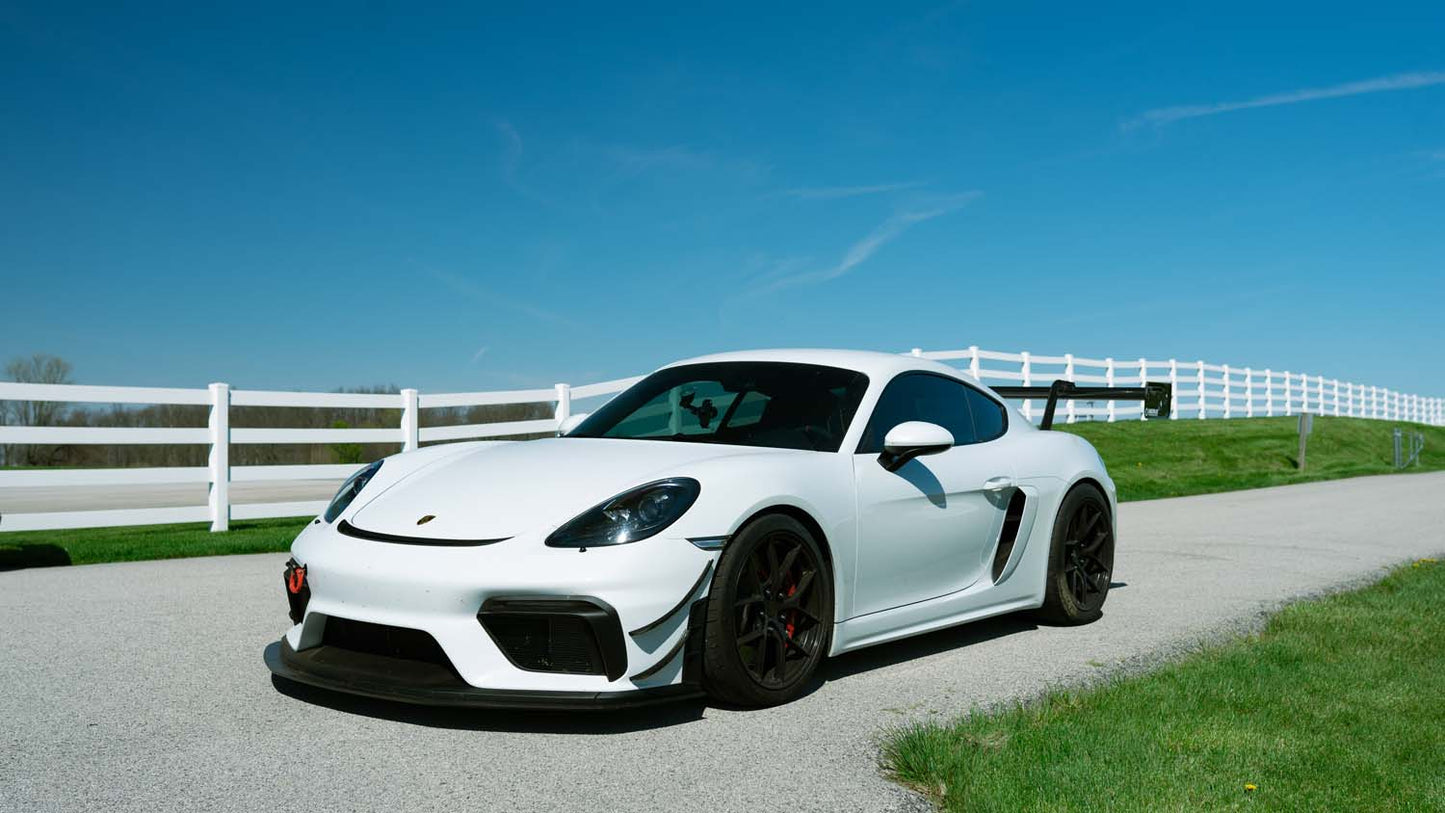 Verus dive planes angle view - Porsche 718 GT4