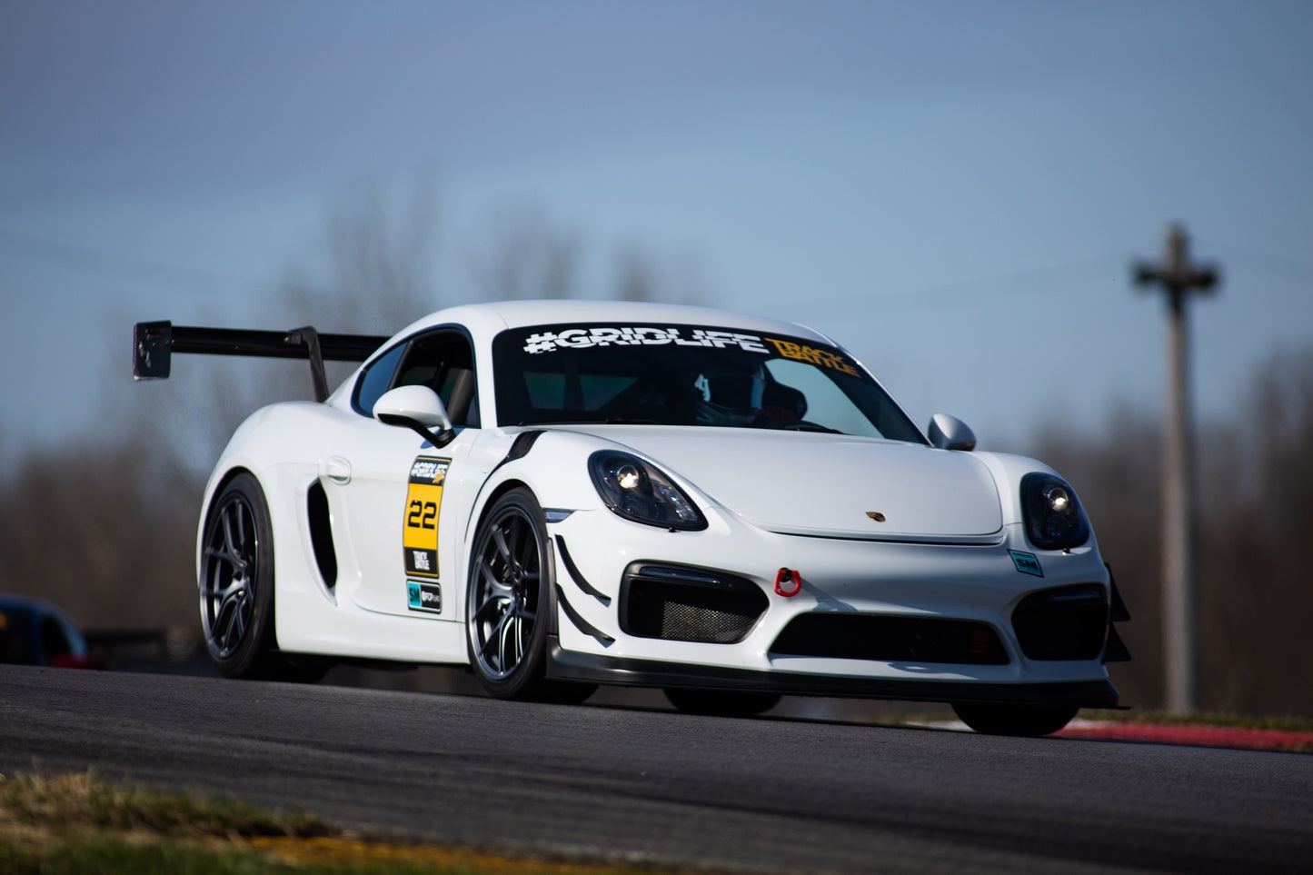 Verus front splitter corner detail - Porsche 981 GT4