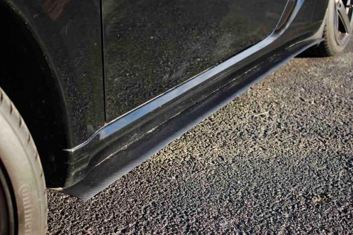 Verus side splitter detail - Porsche 987 Cayman