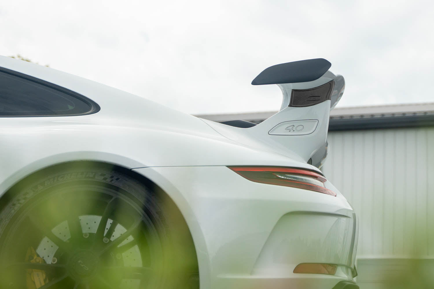 Verus wing riser raw finish - Porsche 991 GT3