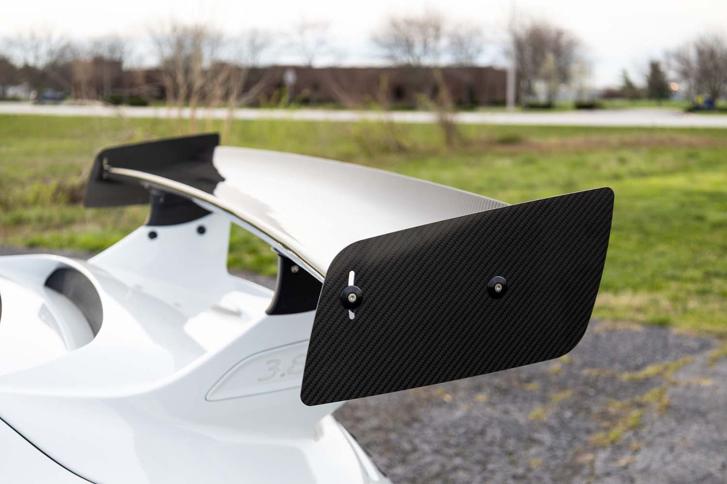 Verus UCW rear wing endplate - Porsche 991 GT3