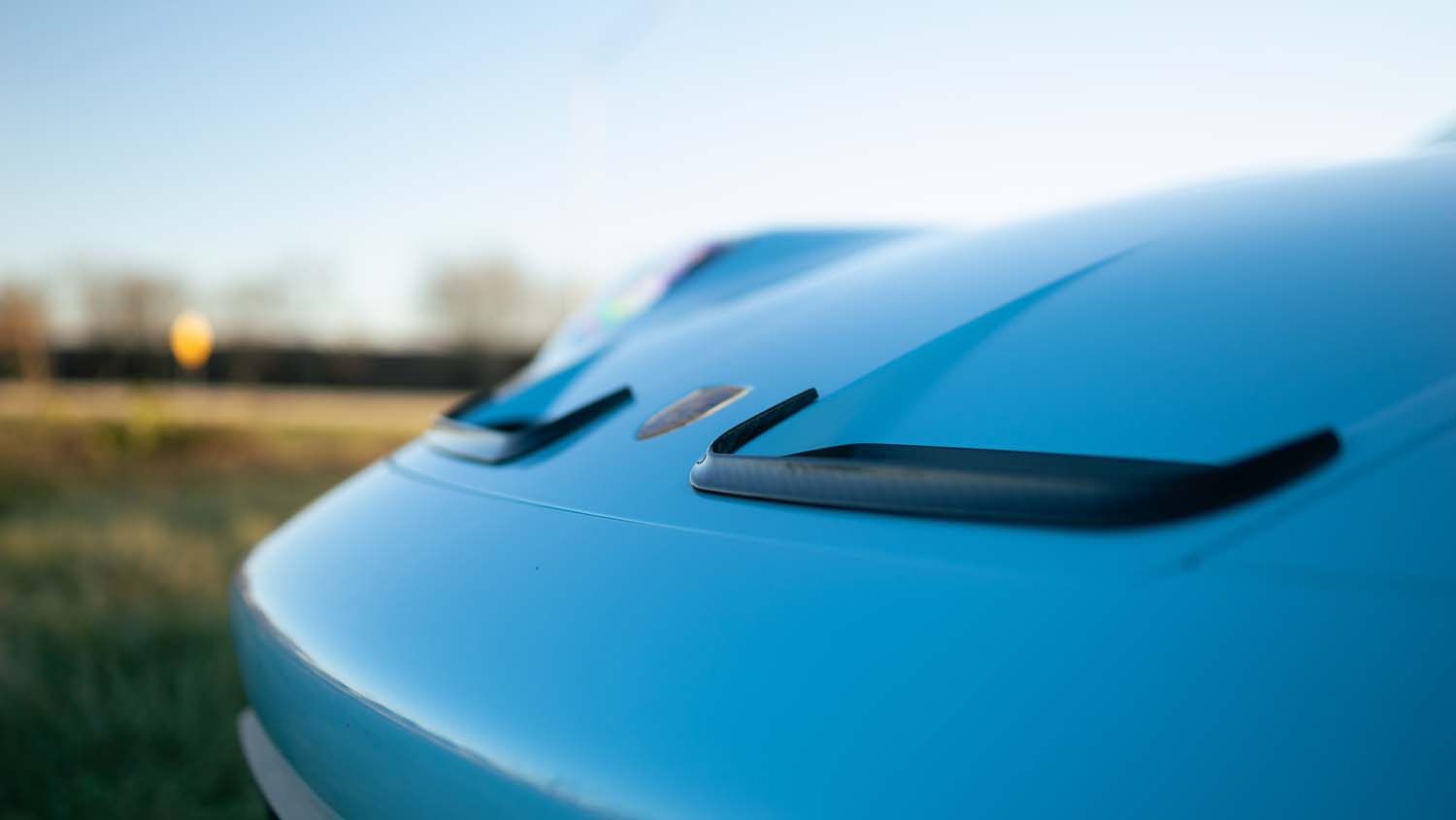 Verus radiator gurney detail - Porsche 992 GT3