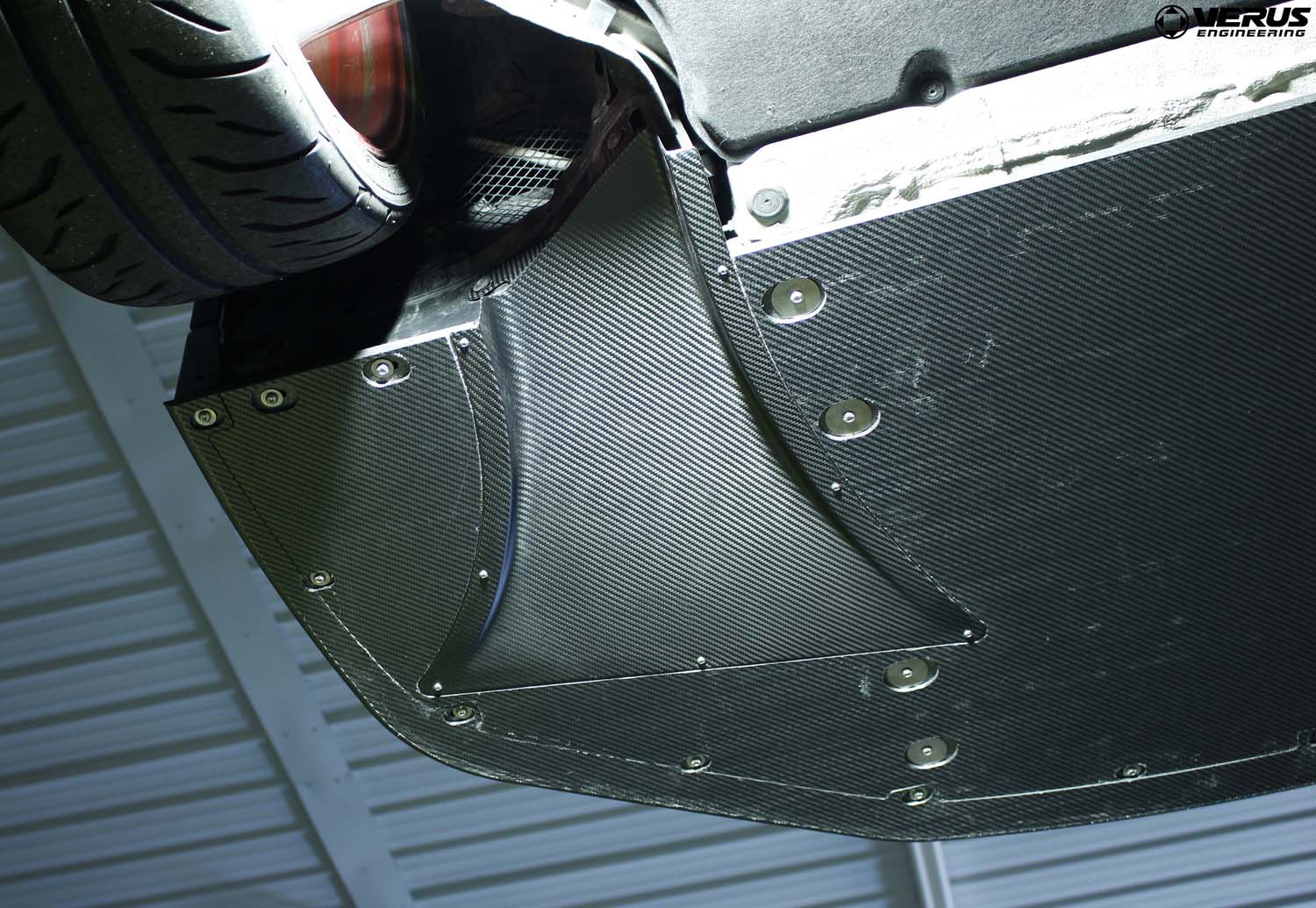 Verus front splitter angle view - Porsche 981 GT4