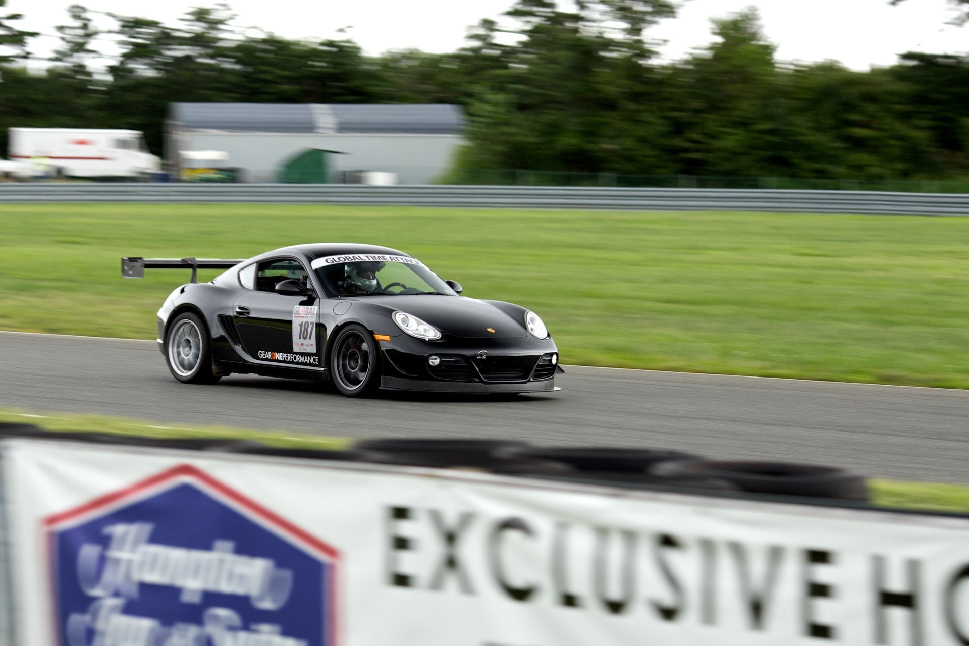 Verus dive planes on car - Porsche 987 Cayman