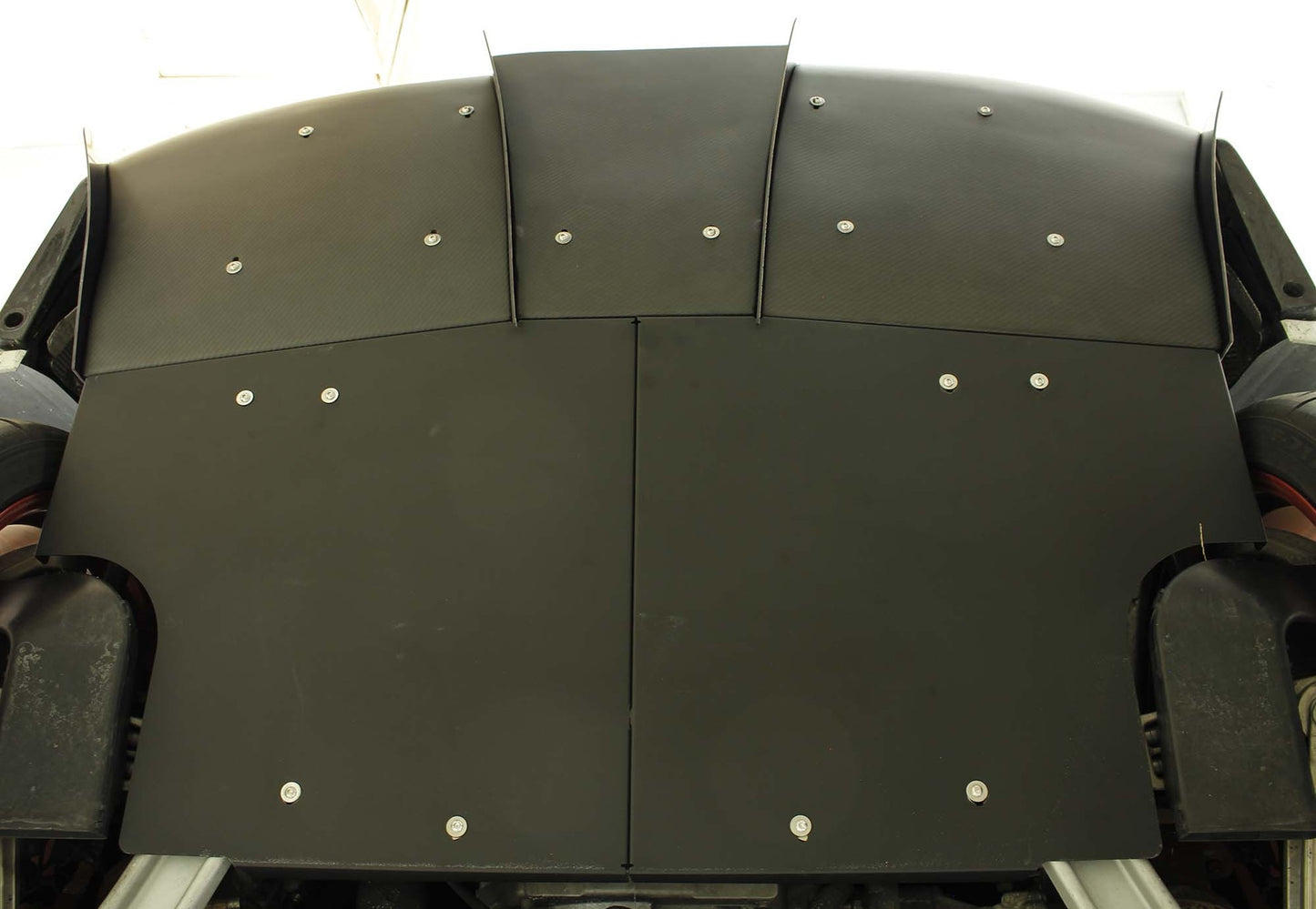 Verus underbody panel underside view - Porsche 981 GT4