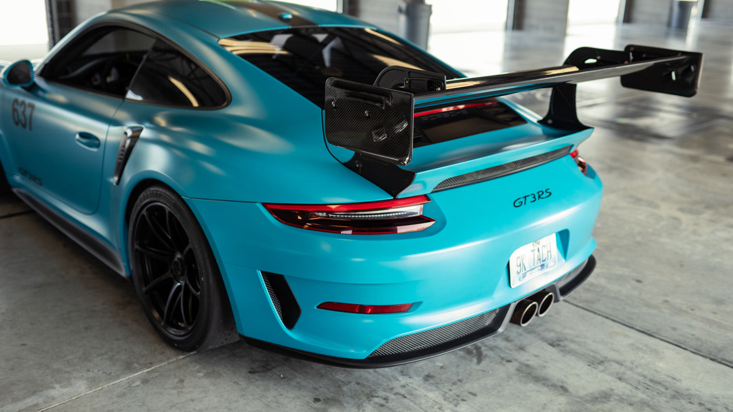 Verus V1X swan neck wing installed - Porsche 991 GT3 RS